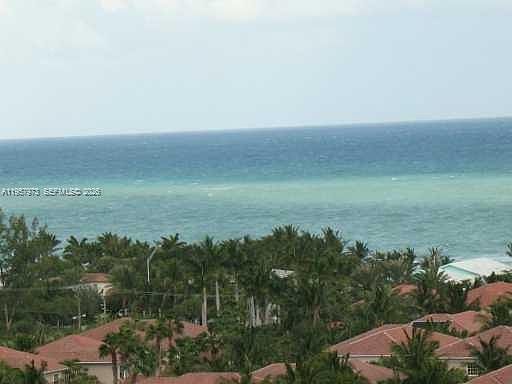 4th image of 19390 Collins Ave APT 1220