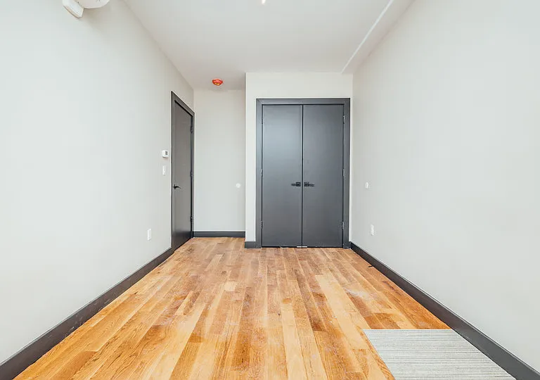 2823 Snyder Ave #2C — Photo 8