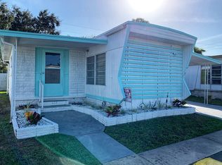 7 Saunders Ave, Largo, FL 33773