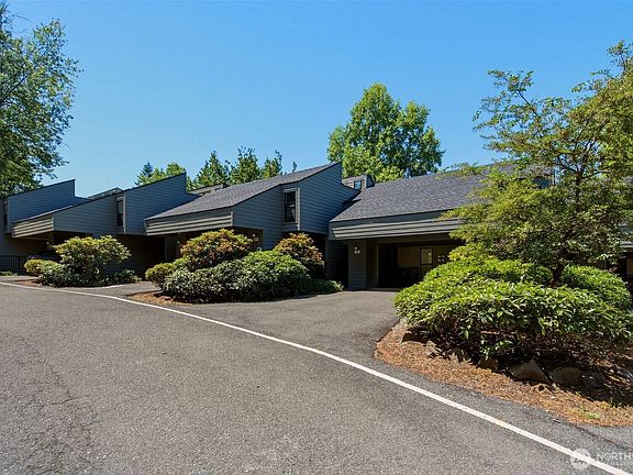 4th image of 6439 139th Avenue NE #19