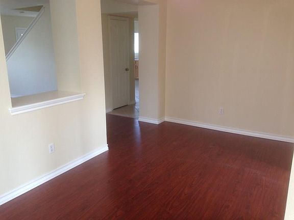 4th image of 709 Kettering Dr