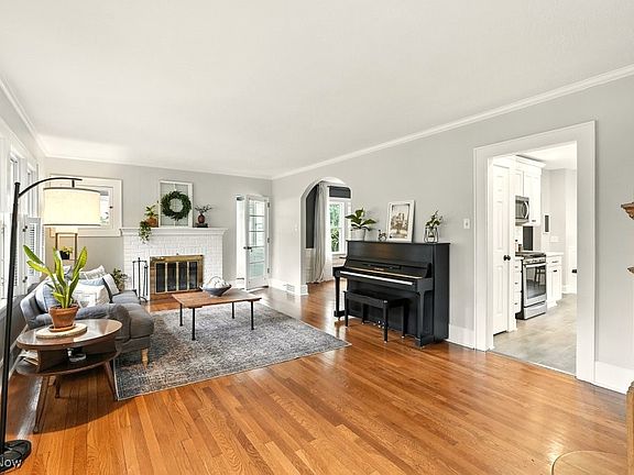 5th image of 1758 18th St