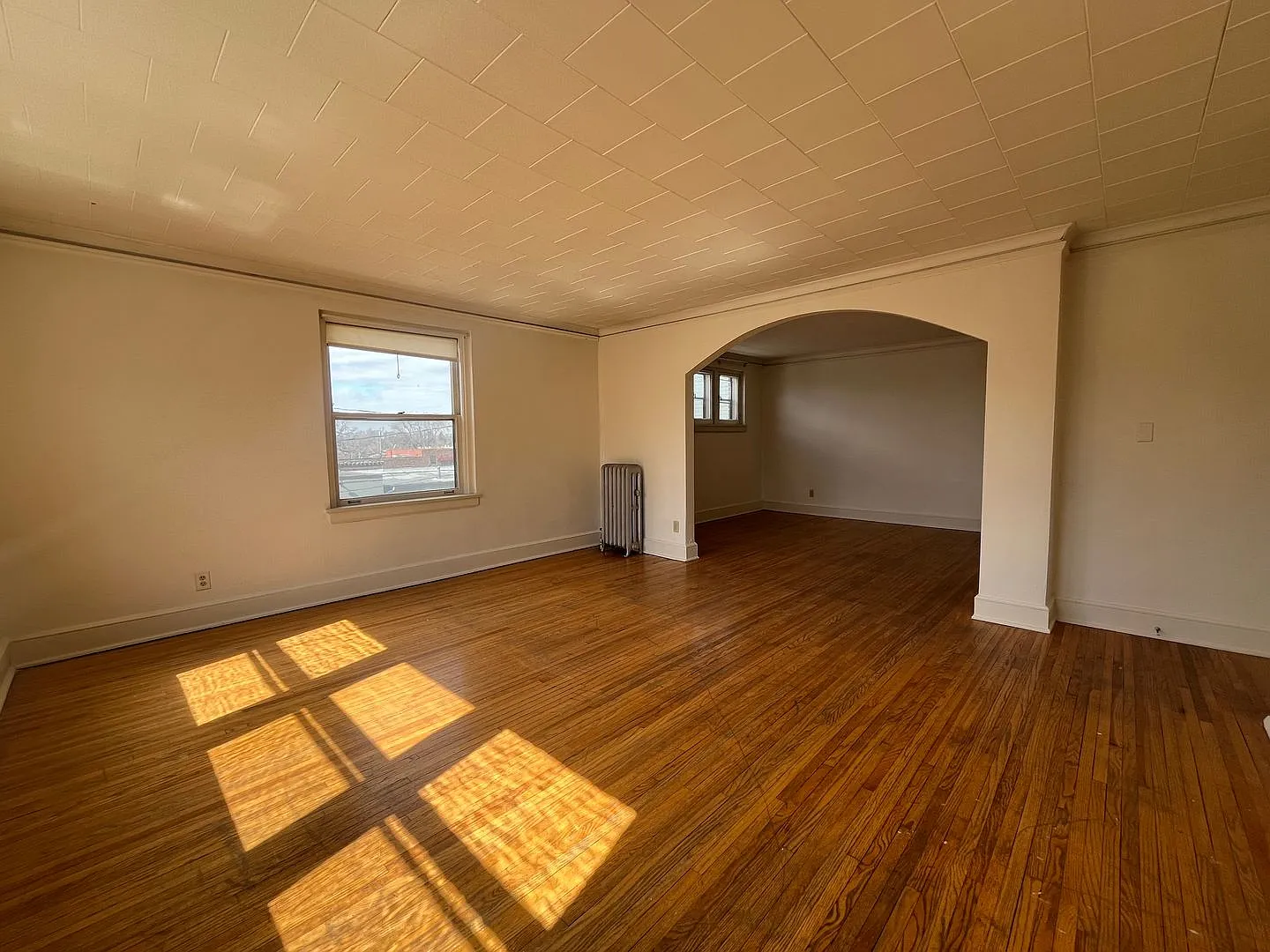 2040 Grand Ave — Photo 3