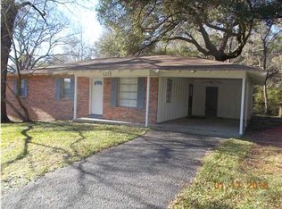 1215 Oak Lane Dr, Mobile, AL 36618