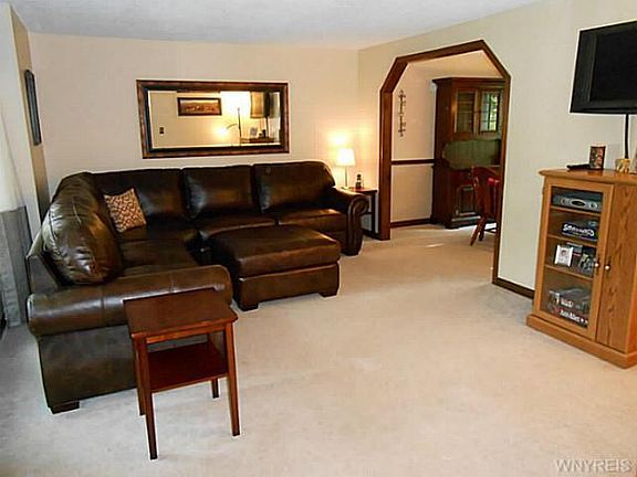 5th image of 46 Twilight Ln