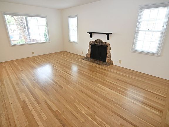 3rd image of 781 Palo Alto Ave