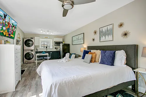 141 Coco Plum Dr #5 Photo 1