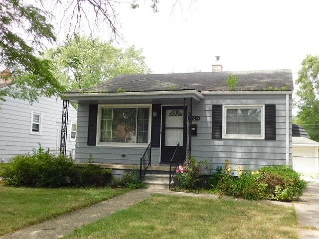 1st image of 19215 Woodland St