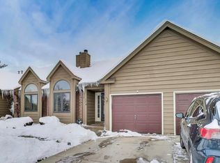 174 Dunbar Ln, Dundee, IL 60118