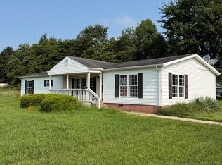 1062 W Leota Rd, Scottsburg, IN 47170
