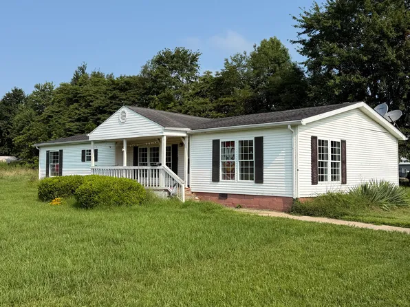 1062 W Leota Rd, Scottsburg, IN 47170