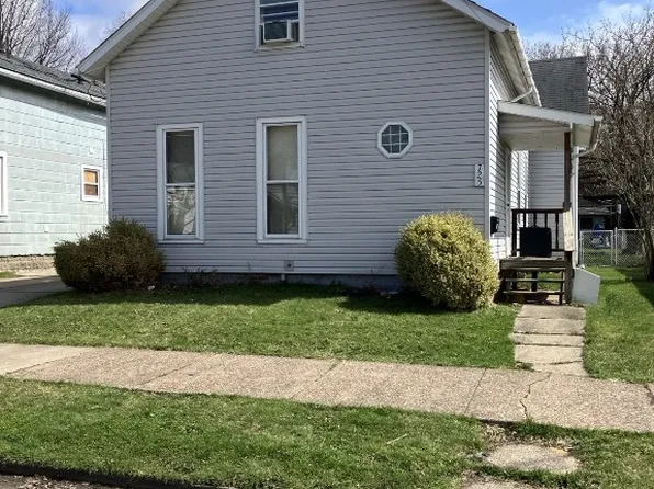 725 E 11th St, Erie, PA 16503