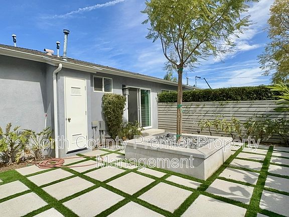 3rd image of 2243 Garnet Ave