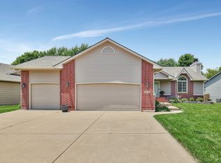2313 N Callahan St, Wichita, KS 67205