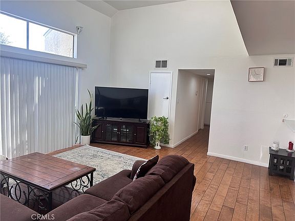 2nd image of 5700 Etiwanda Ave Unit 264
