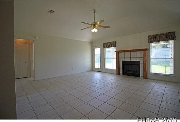 4th image of 4810 Leaning Oak Dr