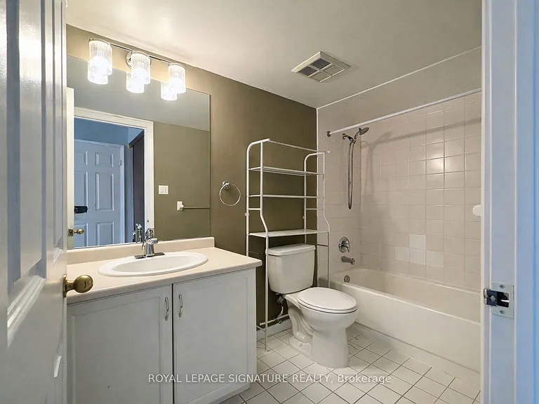 309 Major Mackenzie Dr E #501 — Photo 13