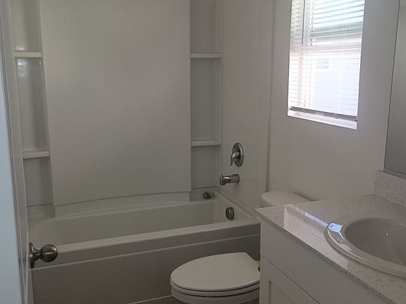 5th image of 395 Miwok Ln