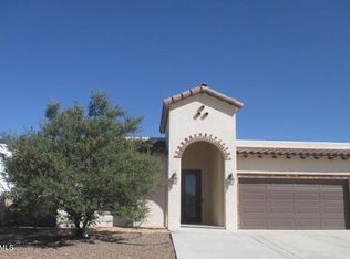 1071 Iron Hill Ave, Sunland Park, NM 88008