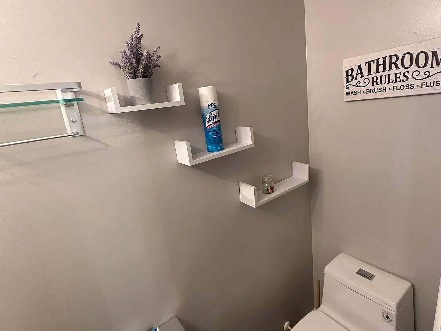 4 bed, 2142 sqft, $2,500 — Photo 3