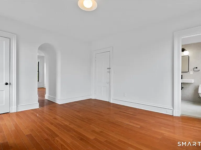 46 Trumbull St #3 — Photo 11