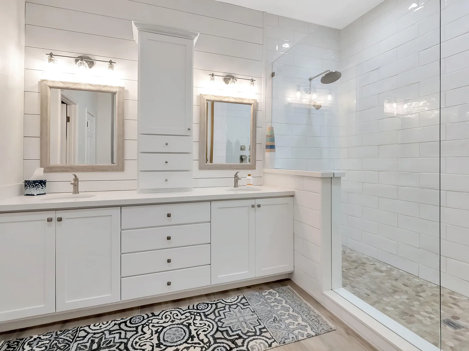 5 bed, 3.0 bath, 2798 sqft, $3,795 — Photo 3