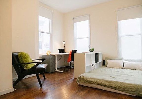 5th image of 376 Palmetto St #3