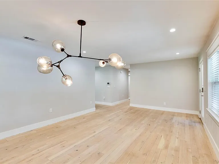 6203 Cary Dr — Photo 11