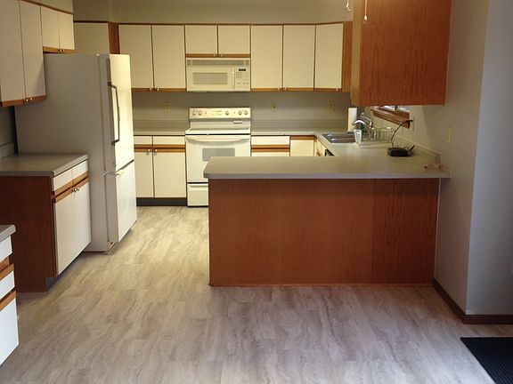 2nd image of 267 S Lark Ave #Residentia