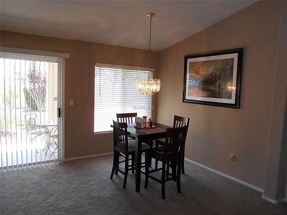 4th image of 10623 Mission Lakes Ave #0