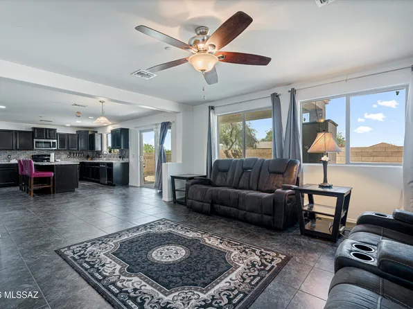 12490 E Camino Ambato, Vail, AZ 85641
