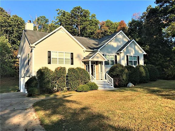 2nd image of 22 Cowan Dr
