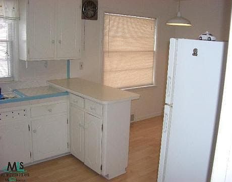4th image of 21521 Benjamin St