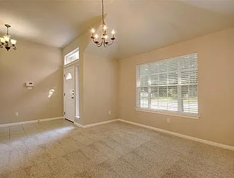 3rd image of 805 Meadow Bluff Ct