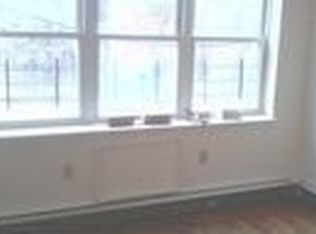 27 E Kingsbridge Rd, Bronx, NY 10468