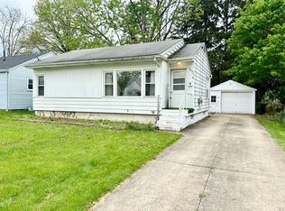 2642 8th St, Cuyahoga Falls, OH 44221