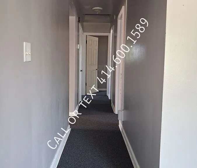 7108 W Congress St — Photo 7