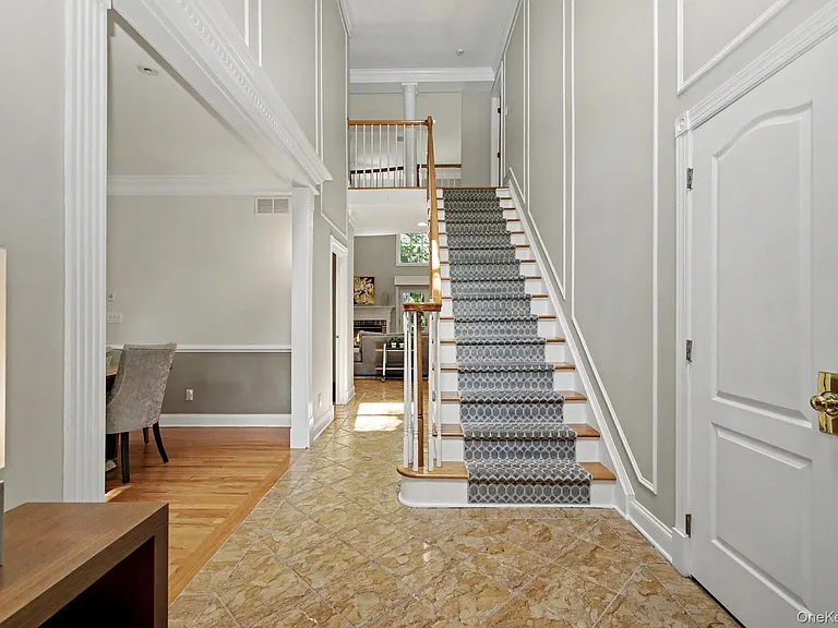 49 Miller Cir — Photo 3