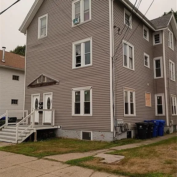 17 Wilson St — Photo 1