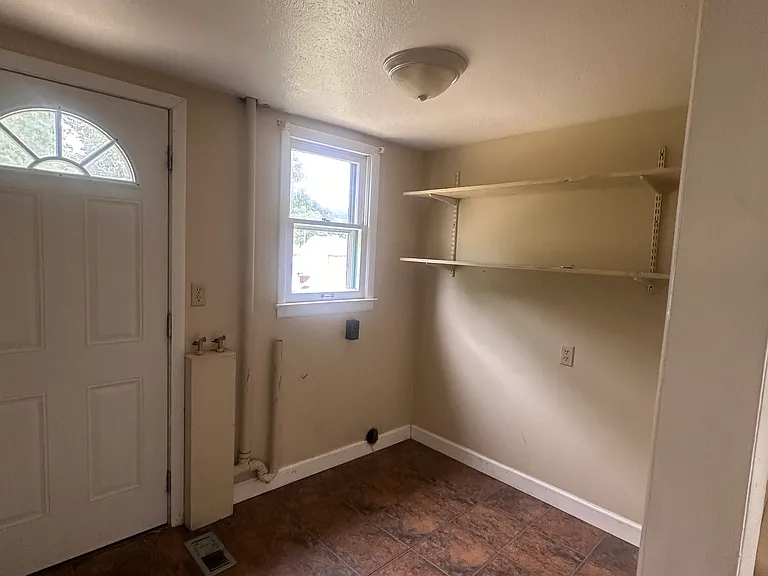 505 Glendale Ave — Photo 27