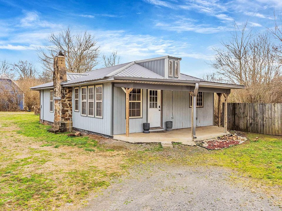 1st image of 133 Gulf Mountain Rd