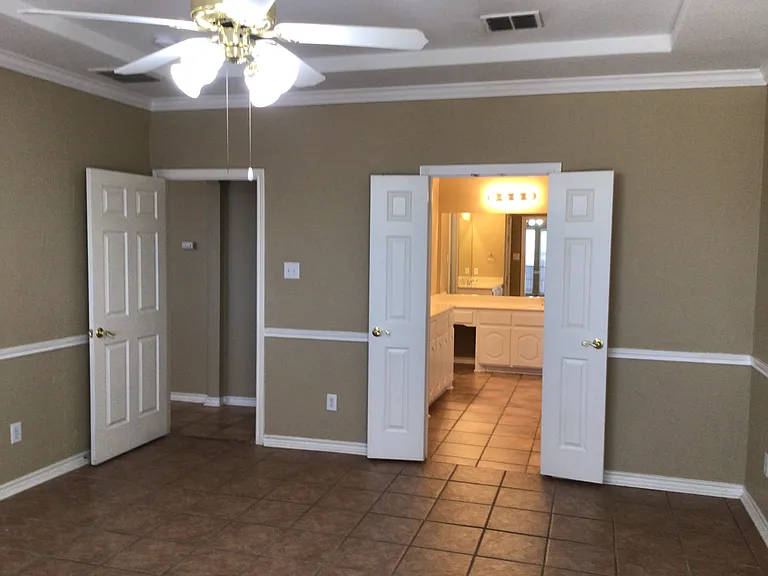 7508 Creek Meadow Dr — Photo 13
