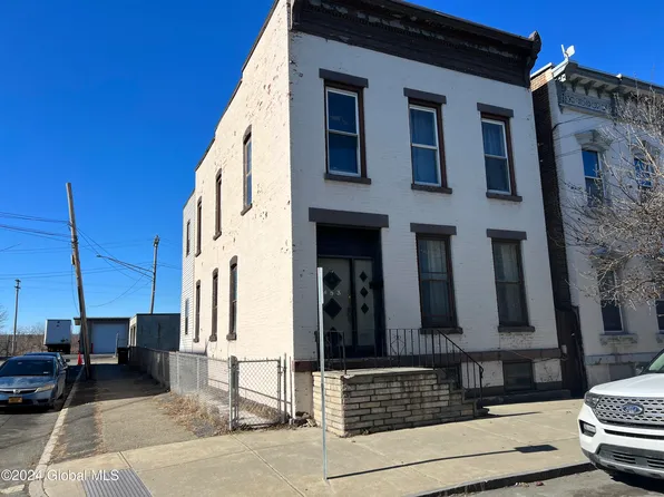 453 1st Street, Troy, NY 12180