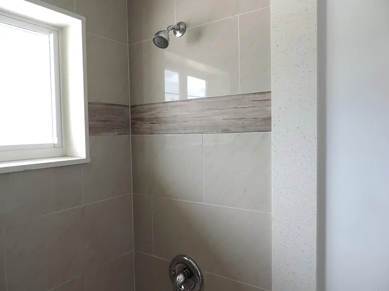 915 SE 22nd Ave — Photo 18
