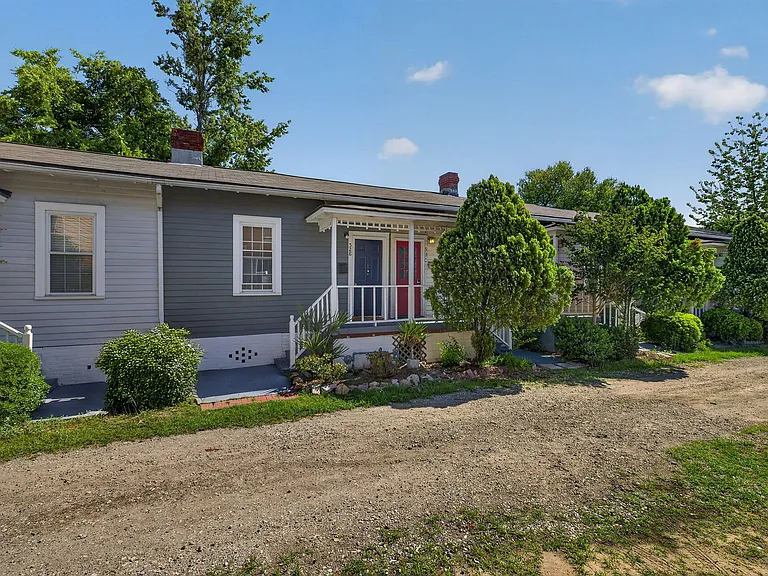 530 E Gordon Ln — Photo 30