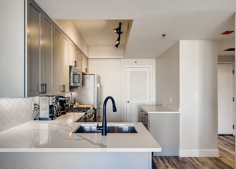 Kitchen 2