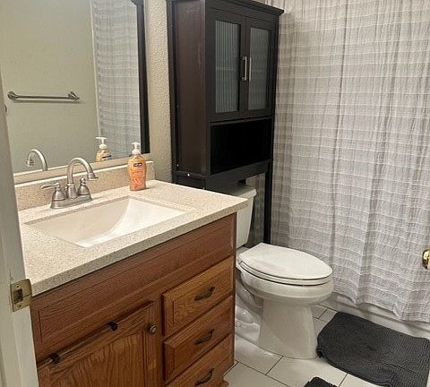 4th image of 417 D St