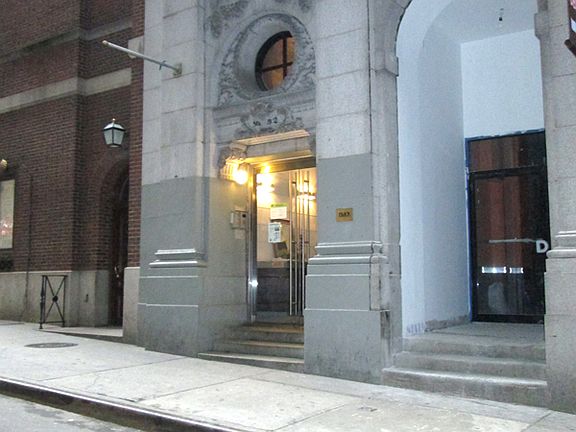 4th image of 50 Pine St APT 11S