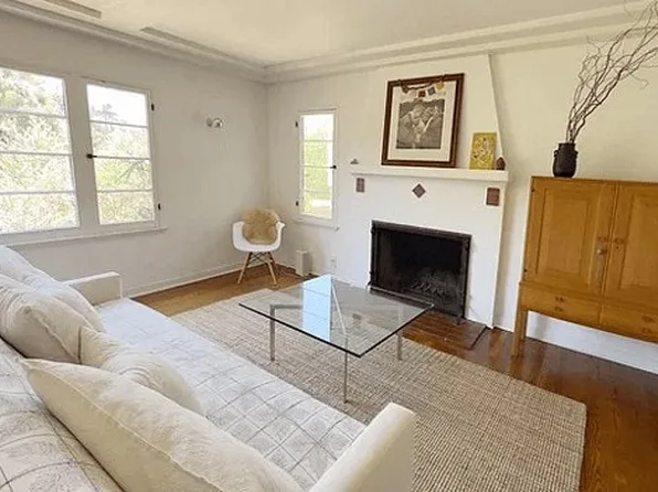 2415 Meadow Valley Ter, Los Angeles, CA 90039