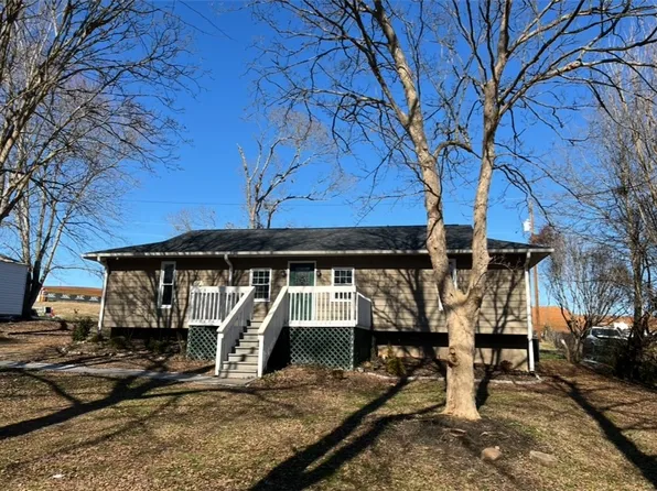 109 Shallowford Rd, Easley, SC 29640